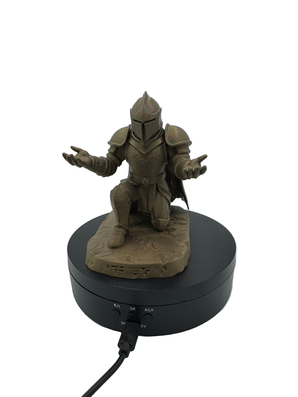 Kneeling Knight Pen Holder