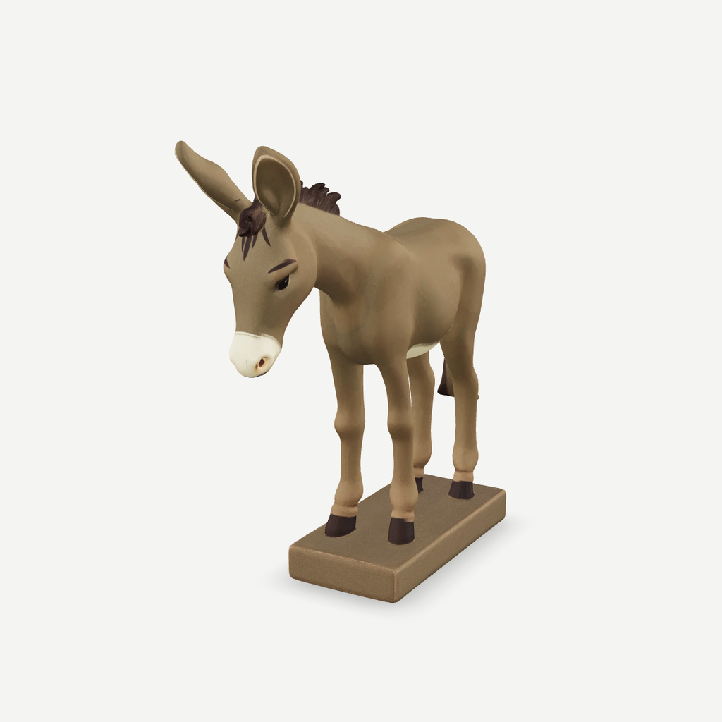 3D printed a donkey standing with head lowered — front quarter view